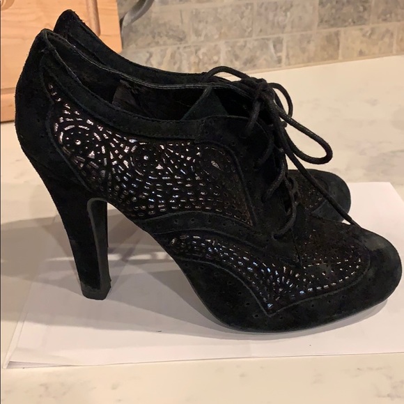 Black booties - Picture 1 of 4